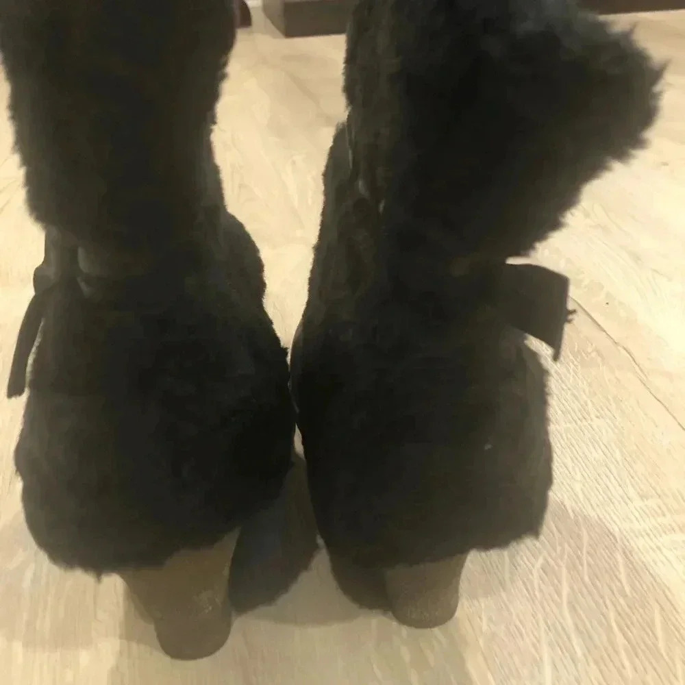 Baretrap boots—women - Picture 5 of 6